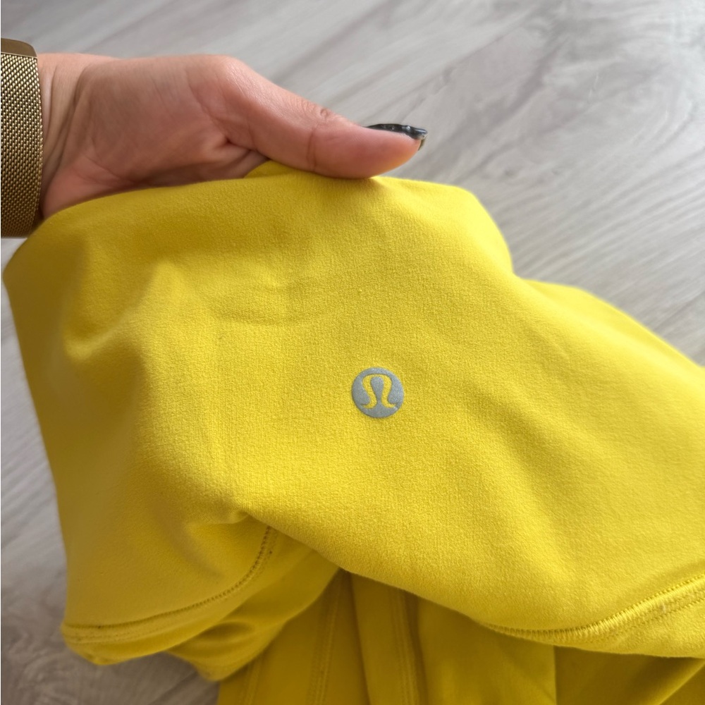 Bright Yellow High-Waist Leggings for Active Comfort - Picture 12 of 16